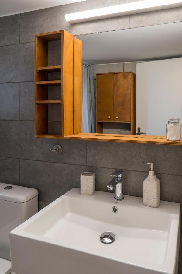 Chroma Lodge Rafina Εξωτερικό φωτογραφία